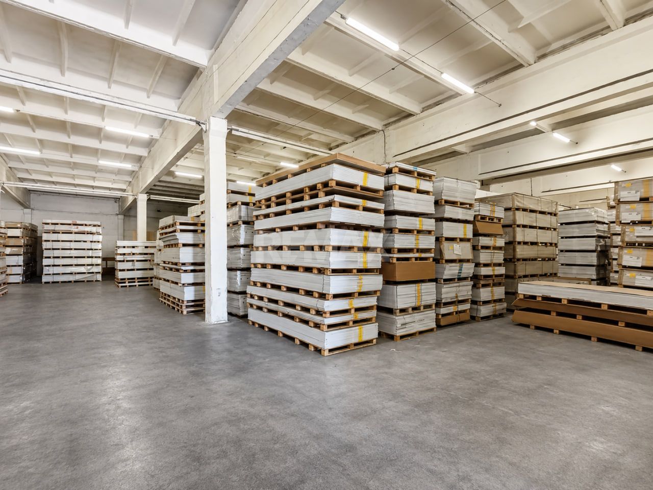 Spațiu industrial în chirie | 800 m² | Sângera, Chișinău - Poză 1