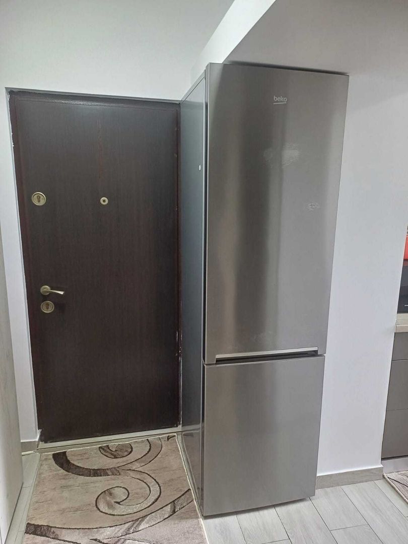 Apartament renovat 2 camere SD 40 mp Mircea Cel Batran 400 euro - Poză 8