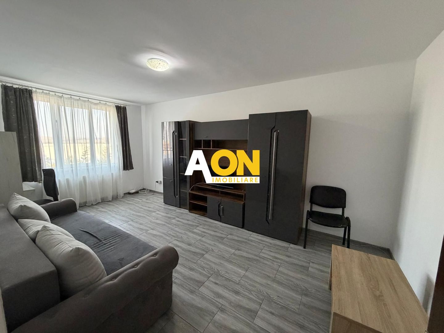 Apartament 2 Camere, Bloc Nou, Zona Cetate - Poză 4