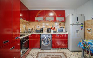 Proprietate elegantă, ideală pentru familie – Ovidiu Central - Poză 5