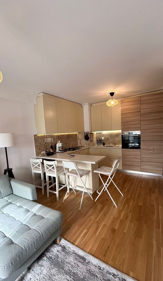 Apartament 2 camere Stefan cel Mare complex C-entral - Poză 3