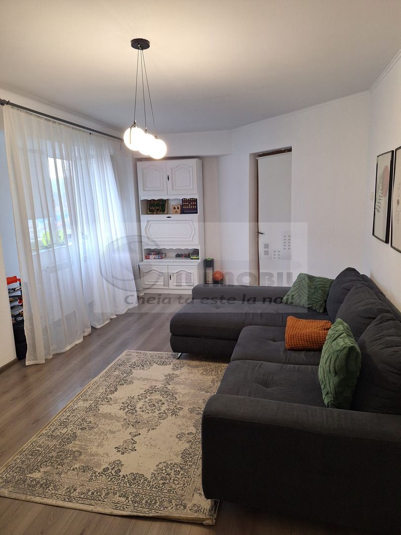 Apartament 2 cam decomandat- Bld. Poitiers- 115.000 euro - Poză 2