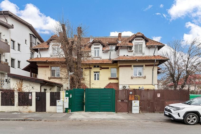 Inchiriere apartament 3 camere in vila | Domenii | Intrare si curte proprie - Poză 12