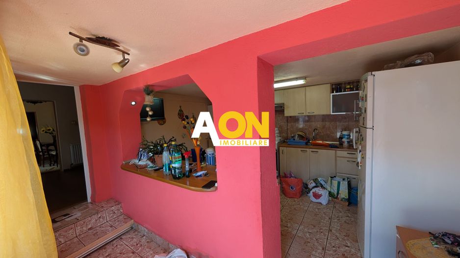 De vanzare casa 4 camere, 939mp teren, Oarda de Jos - Poză 6
