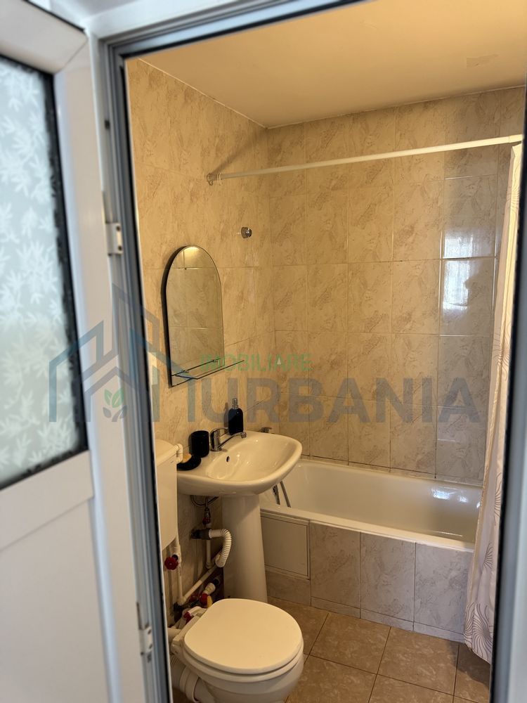 Inchiriez apartament 3 camere podu ros - Poză 7