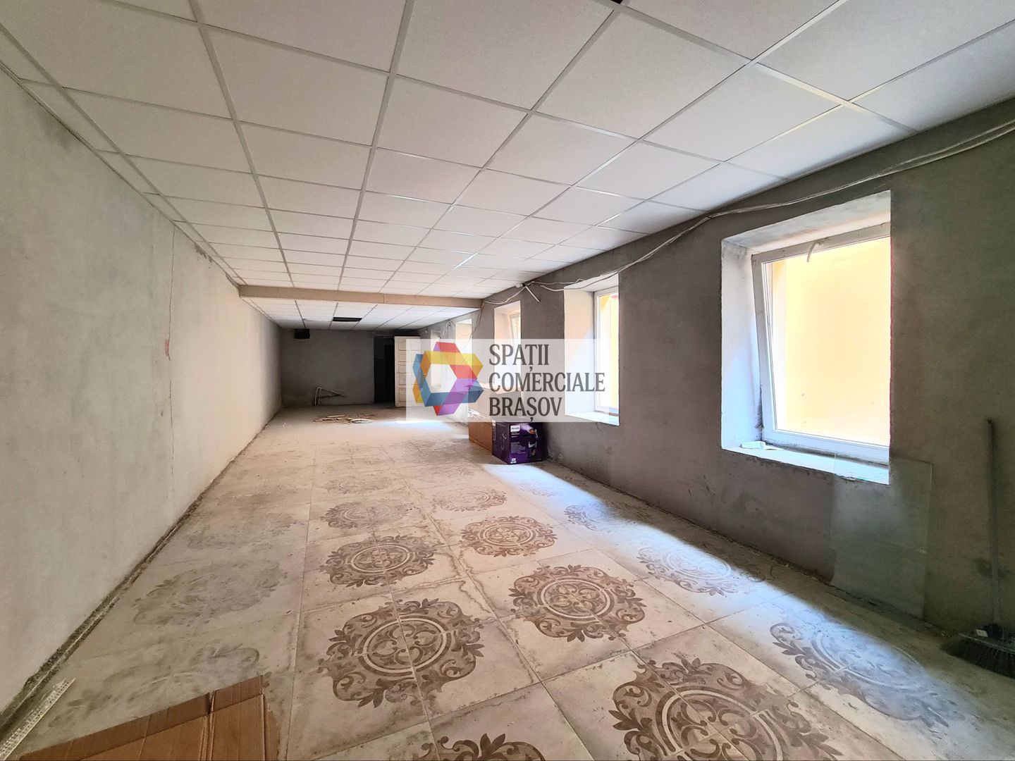 Spatiu comercial de închiriat Brasov  - 80 mp  # plus-imo.ro - Poză 1