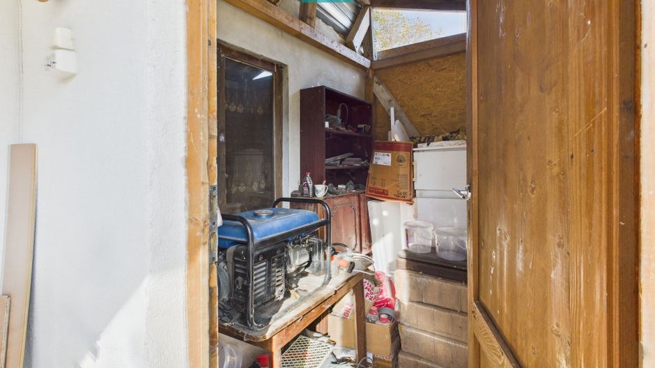 Casuță cu priveliște panoramică spre Cetatea Șiria - Poză 26