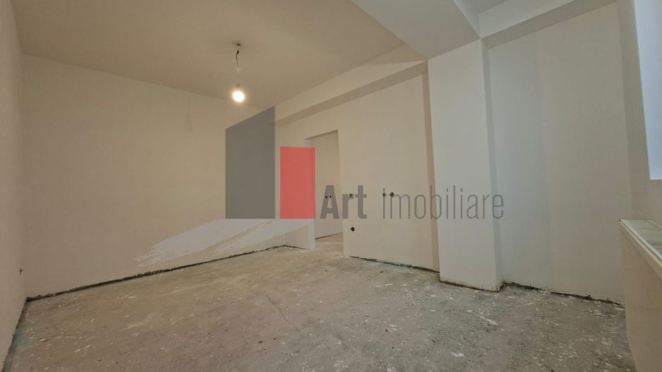 Vânzare apartament semidecomandat 2 camere Metalurgiei - Poză 12