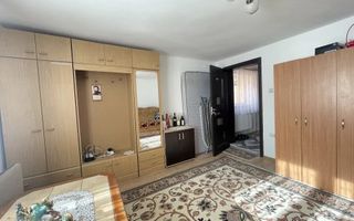 Casă individuală | 3 camere | Curte mare | Zonă liniștită | Șura Mare - Poză 2