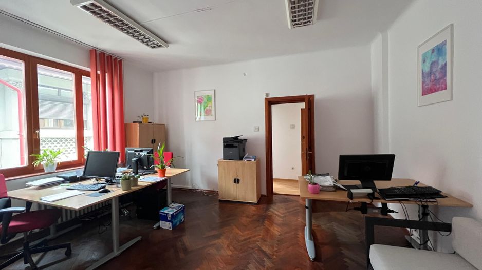 Vilă de Prestigiul în Inima Cartierului Cotroceni – Strada Clunet - Poză 6