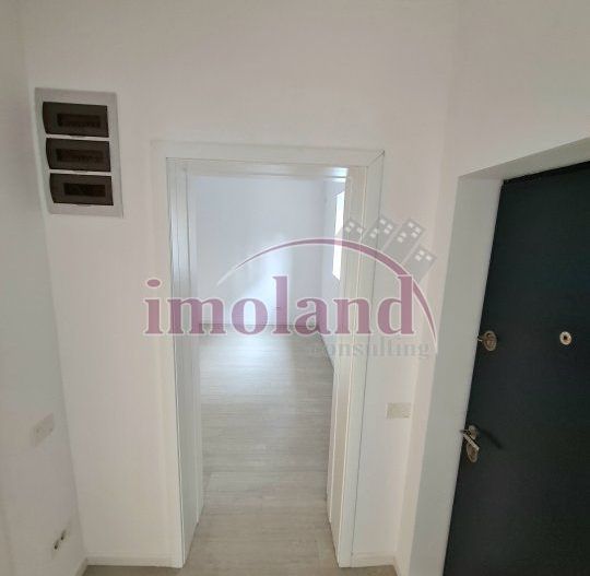 Apartament de vanzare in vila - 3 camere - central - Schiță 5
