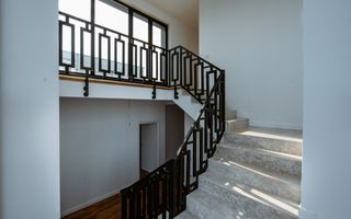 VILA SUPERBĂ CU 4 DORMITOAARE ȘI PISCINA LA INCHIRIERE - Poză 32