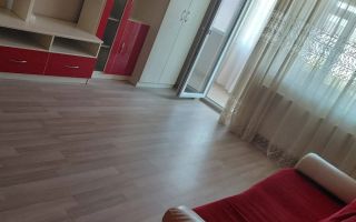 BRASADAS vinde ap 2 cam etaj 4/4 în Micro 16 - Poză 1