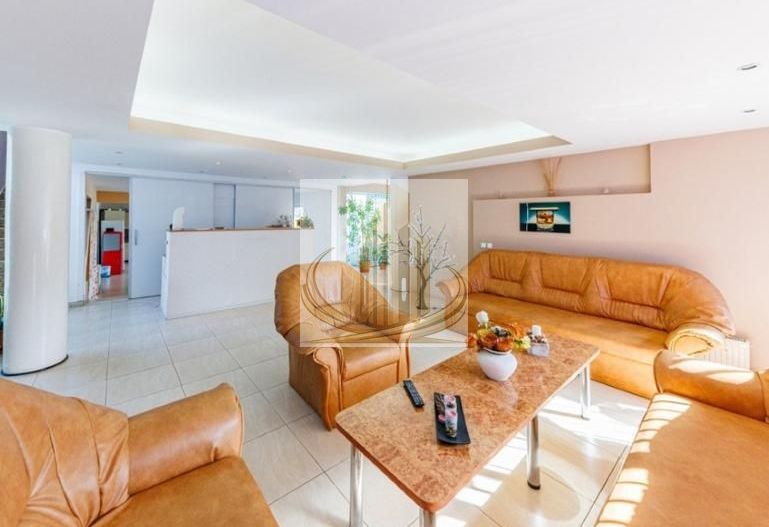 Proprietate Premium cu Piscină – 450 MP – De Închiriat în Timișoara - Poză 7