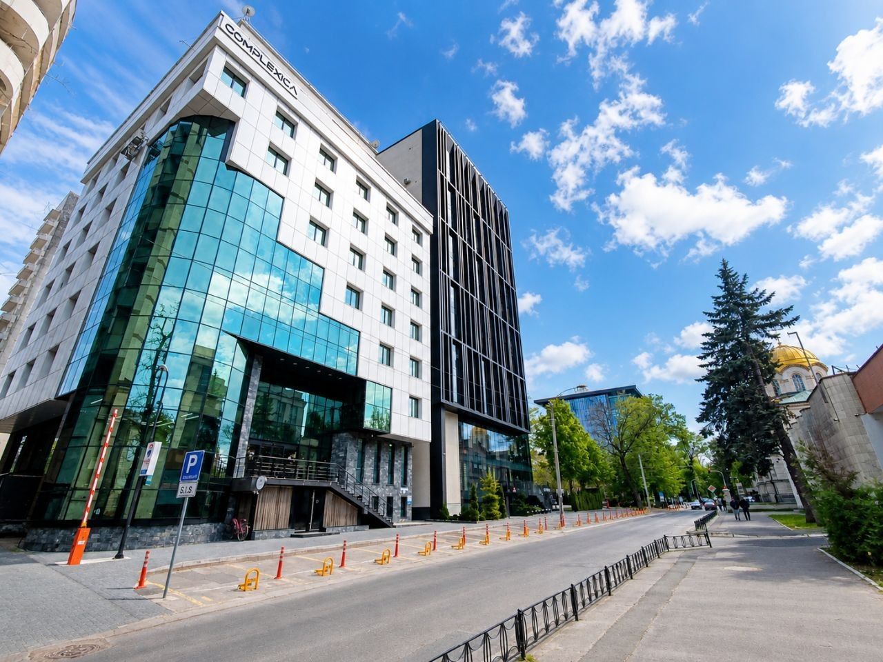 Birou reprezentativ 71 m² în Business Office Center – adresă centrală pentru companii serioase - Poză 1