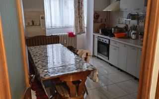 Apartament cu 4 Camere de Vânzare Parter I Suceava/Central I 130.000E - Poză 15