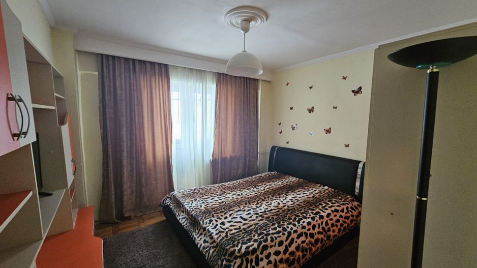Apartament 2 camere, decomandat, Fratii Golesti - Poză 10