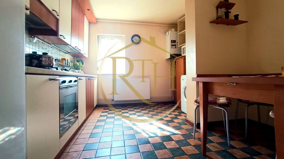 Se inchiriaza apartament cu 3 camere spatios si luminos – zona Olimpia - Poză 14