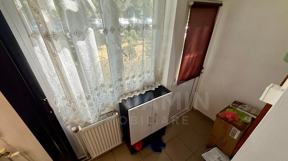 3 decomandate - 64mp - centrala proprie - parter - Brazda lui Novac - Poză 11