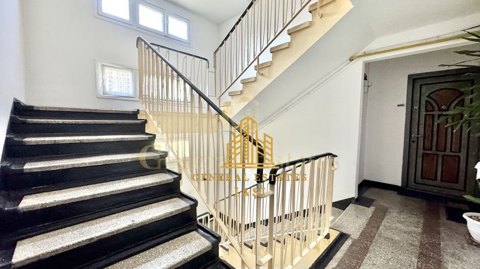 Vânzare apartament cu 2 camere 52 m.p. în Pod Roș - Poză 16