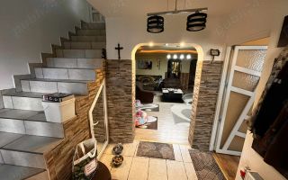 BRASADAS vinde proprietate cu 2 case 5 cam 6 ari Botizului. - Poză 9