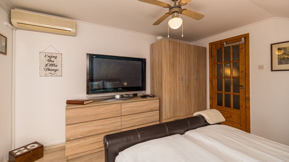 Vila de lux,  de inchiriat! Drumul Poienii! - Poză 12