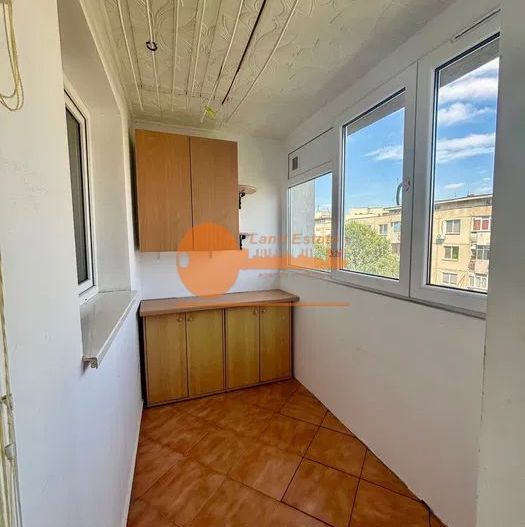 Apartament 3 camere Crangasi-9 mai - Poză 2