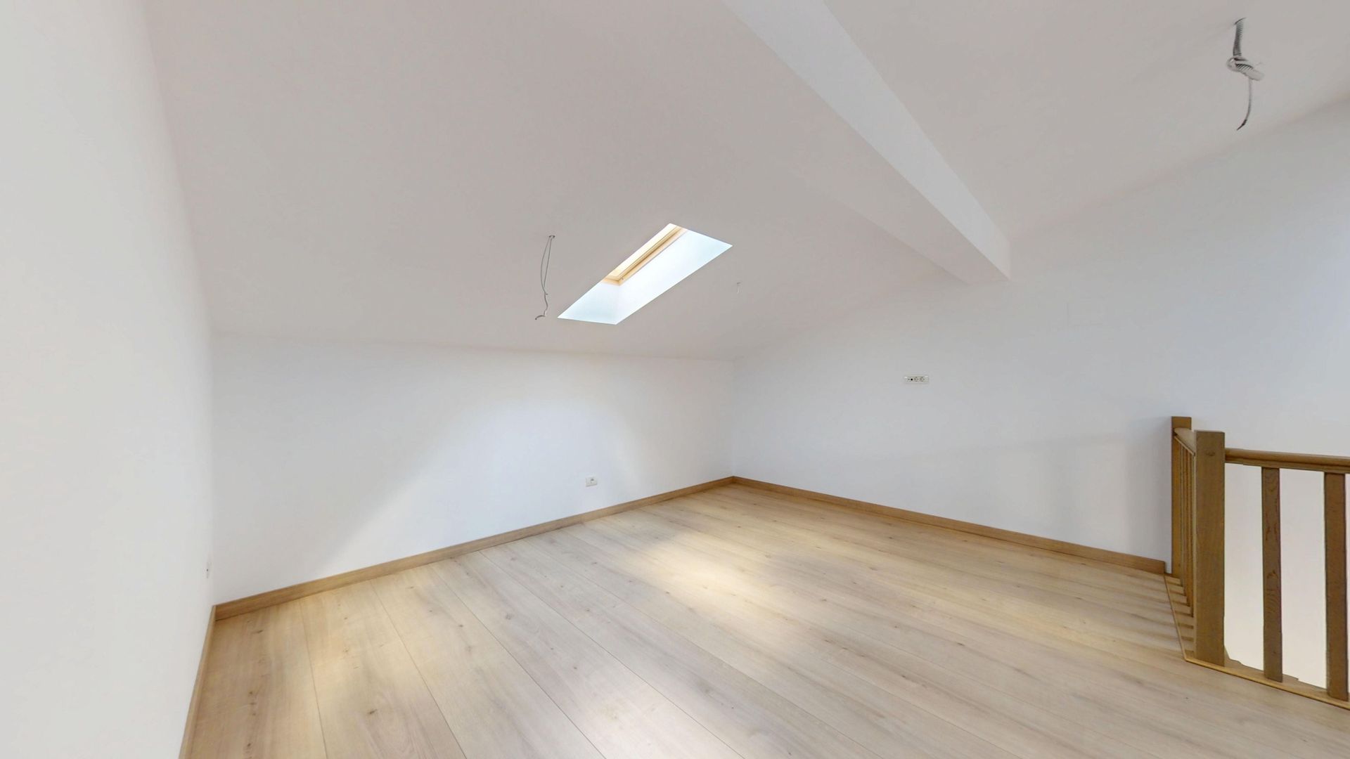 Casa Finalizata Metro Voluntari Finisaje Complete Pompa Caldura - Poză 30