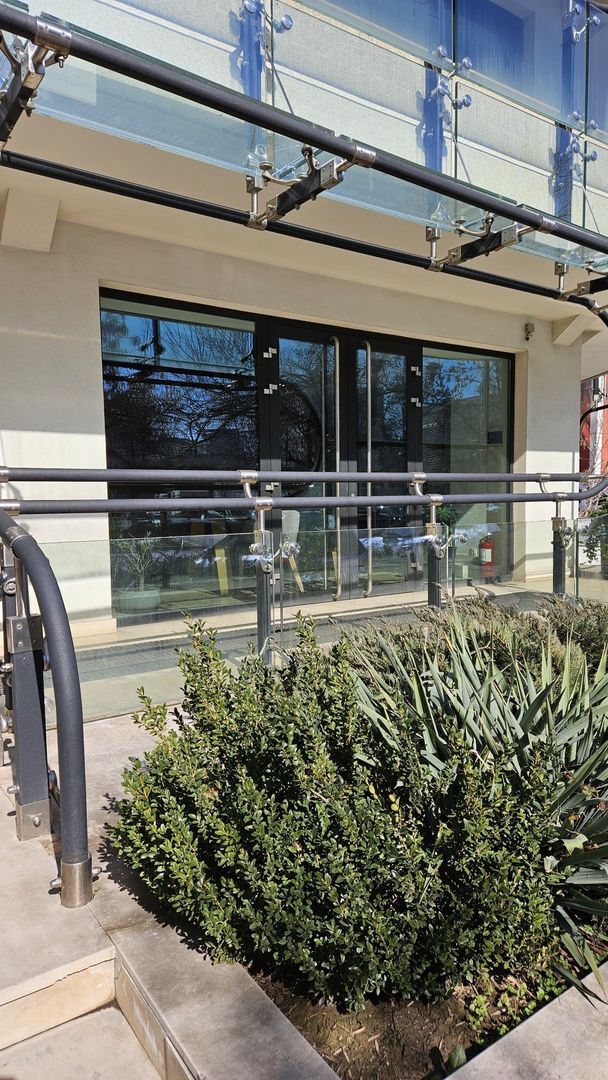 Spațiul deosebit pentru , showroom,  reprezentanță,  office - Poză 6