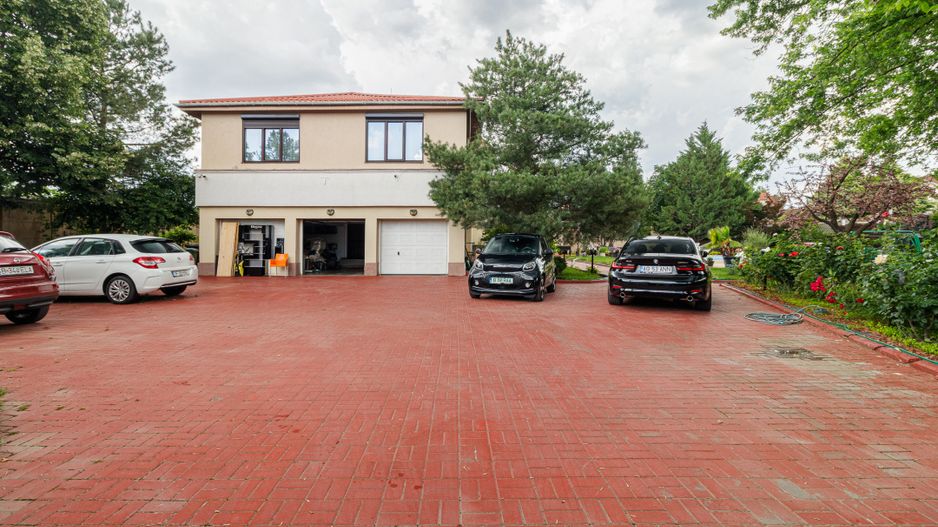 Resedinta premium| Teren de tenis | Piscină încălzită | Infrastructură completă! - Poză 30