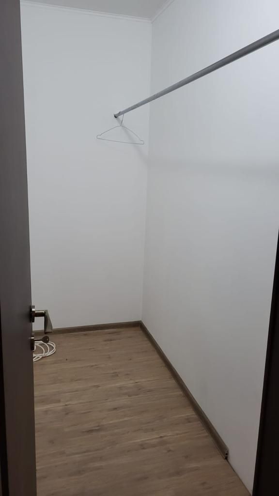 De Vanzare Apartament 3 camere in Vila Sebastian sect 5 - Poză 15