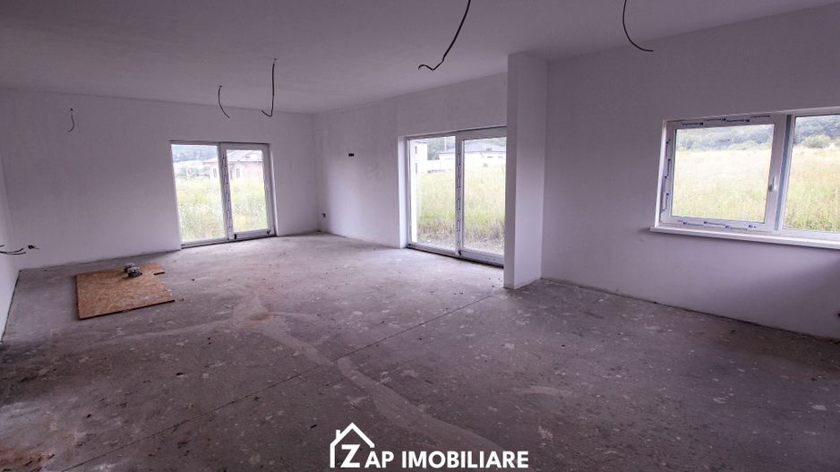 Corunca - 4 Camere 4 băi - 120 mp - 540 mp teren - Poză 3