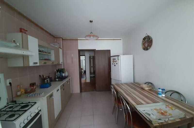 Vand apartament 3 camere, decomandat, Popesti-Leordeni - Poză 4