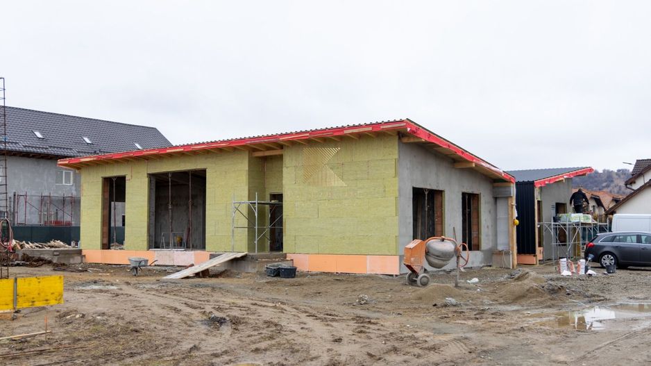 Casă premium la poalele Munților Piatra Craiului și Bucegi - Poză 17