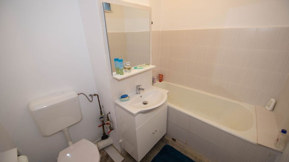 Apartament 3 camere decomandat Drumul Taberei Metroul Ialomitei 10 min - Poză 6