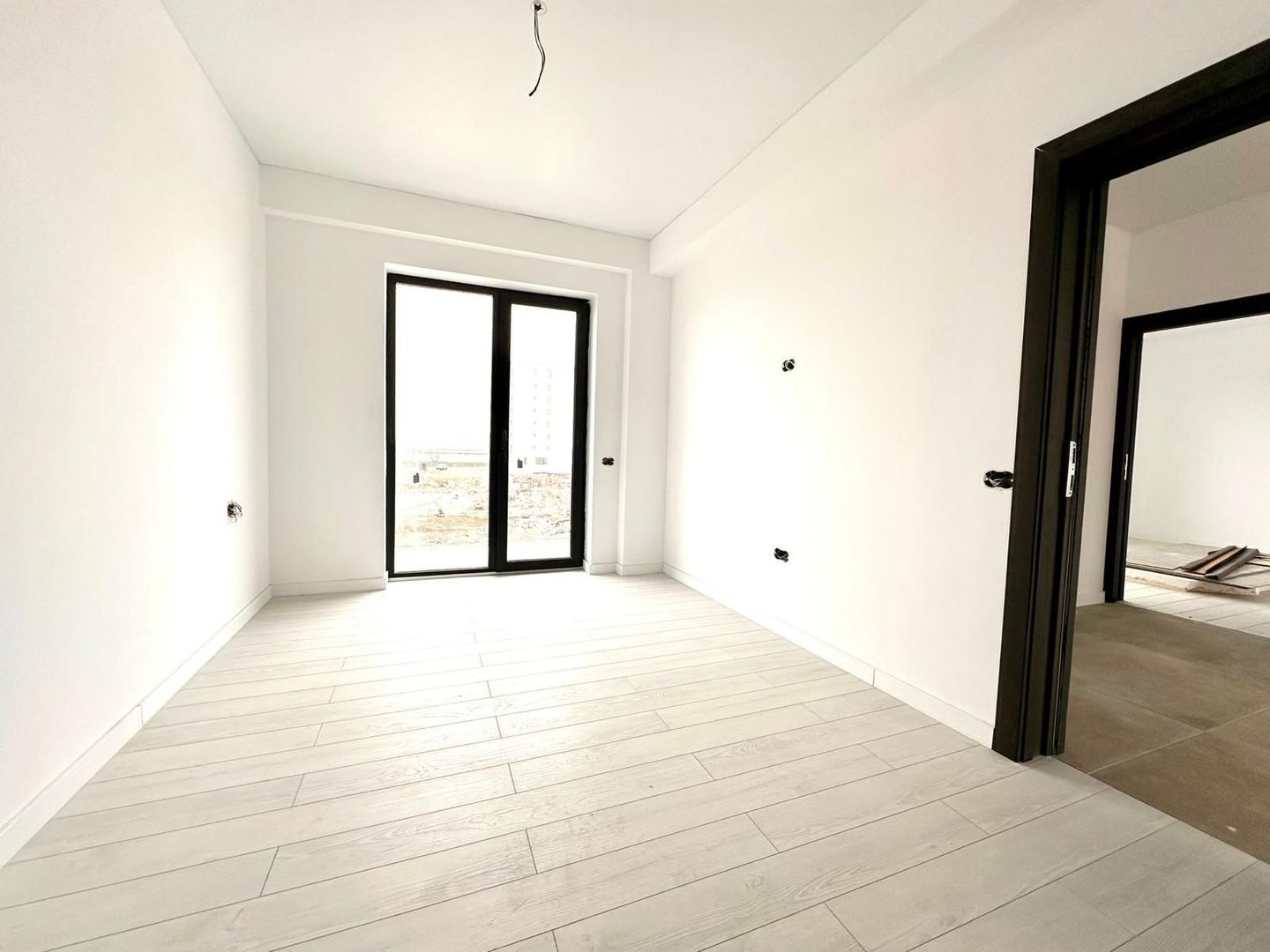 Mamaia nord - 3 Camere de Vanzare- vedere frontala mare - Poză 7