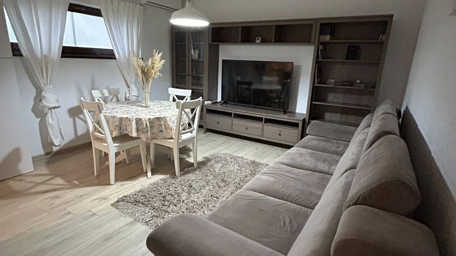 Casa centrala- Craiova - Poză 1