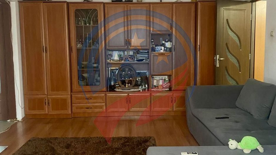 Apartament 2 camere, 55 mp, etaj 3/4, centrală proprie, mobilat și utilat - Poză 1