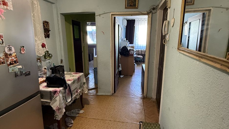 Ap 4 camere 67 mp Mega mall-bloc izolat termic-terasă refăcută! - Poză 14