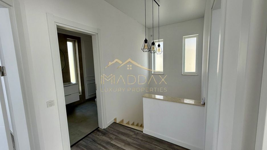 Vila individuala P+1 ***4 camere***curte proprie 380 mp//CORBEANCA - Poză 9