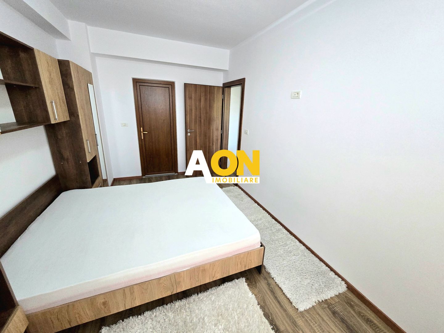 Apartament cu 3 Camere, Complet Mobilat, Bloc Nou, Zona Centru - Poză 9