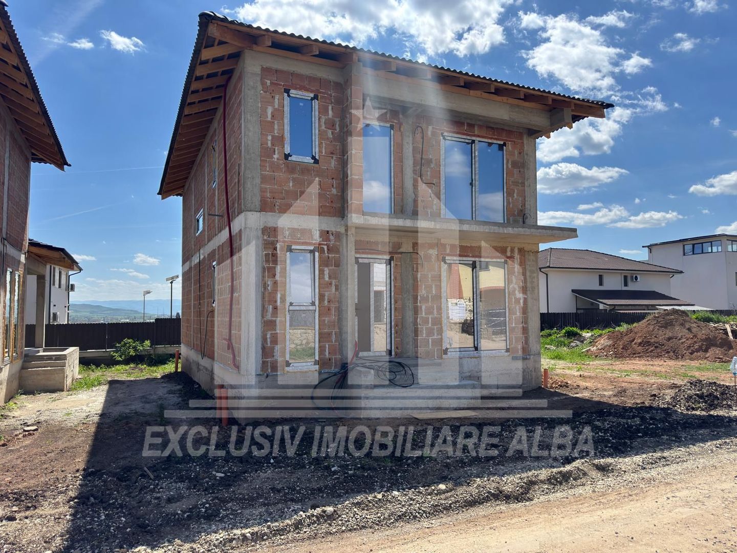 Casa individuala | P + 1 | 125 mp utili | 375 mp teren | Cetate - Poză 3