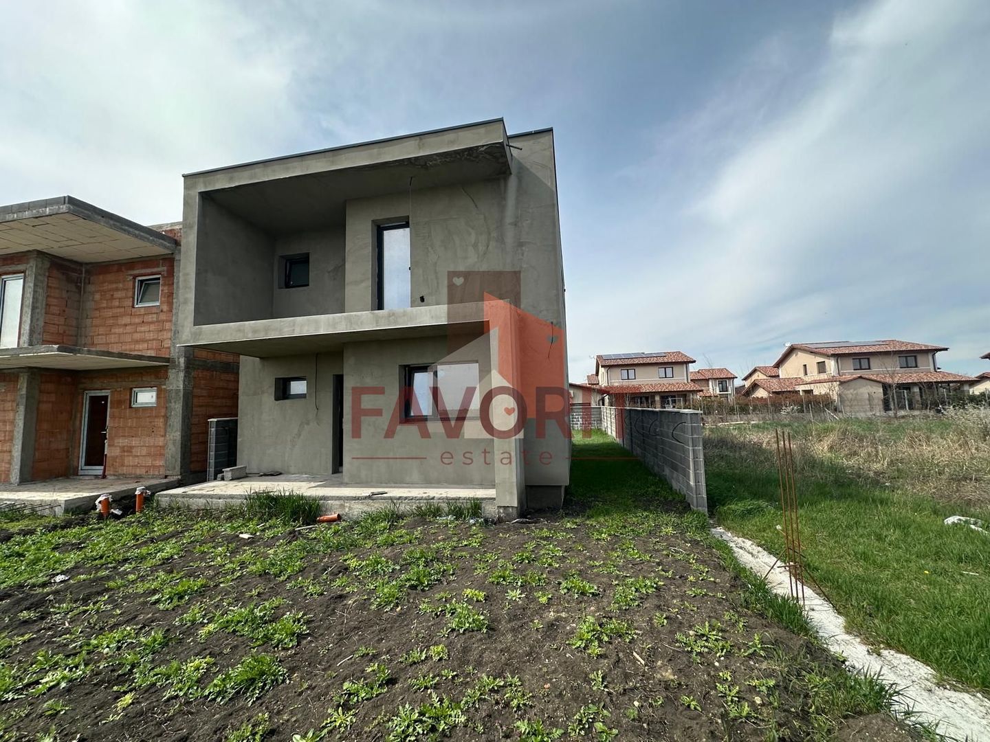 Duplex | Parter + Etaj | Toate utilitatile | Curte generoasa | Sacalaz - Poză 2