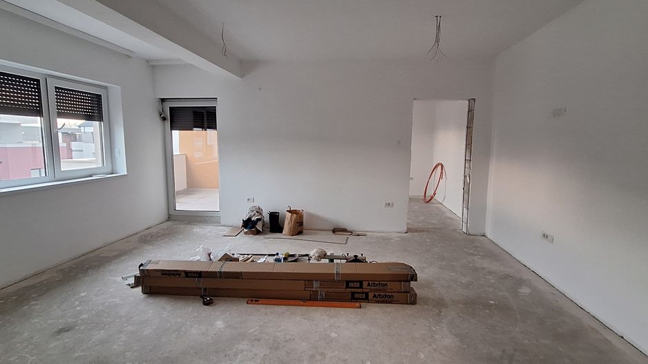 Apartament cu 3 camere, terasa 7.3mp - Kaufland Dumbravita - Poză 1