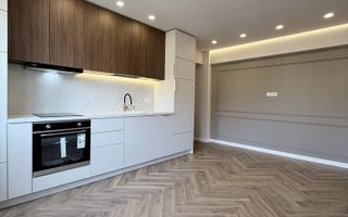 Apartament cu 3 camere Ultracentral - Poză 2