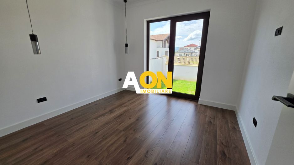 Casă Individuală de Vânzare, 4 Camere, 500mp Teren, Zona Alba Micești - Poză 11