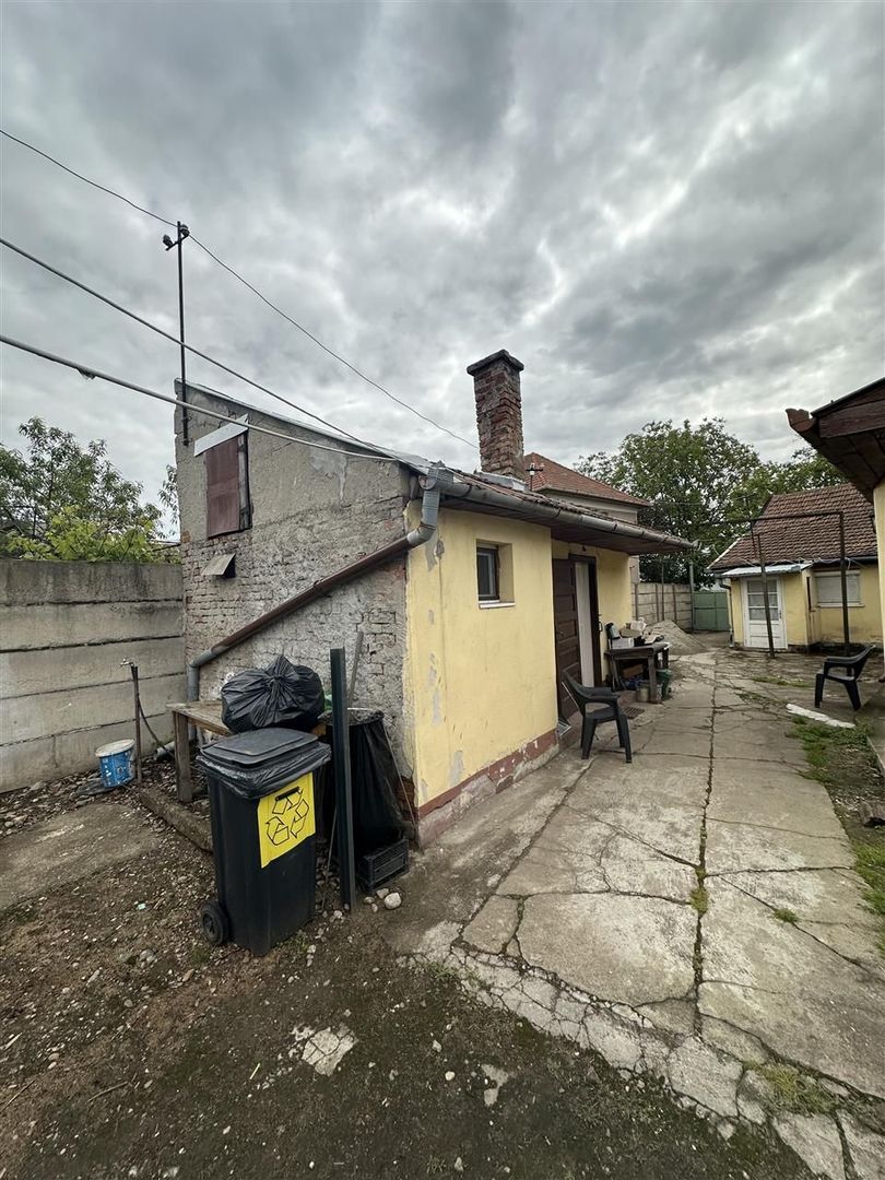 Casa cu teren de 2000mp Episcopia - Poză 3
