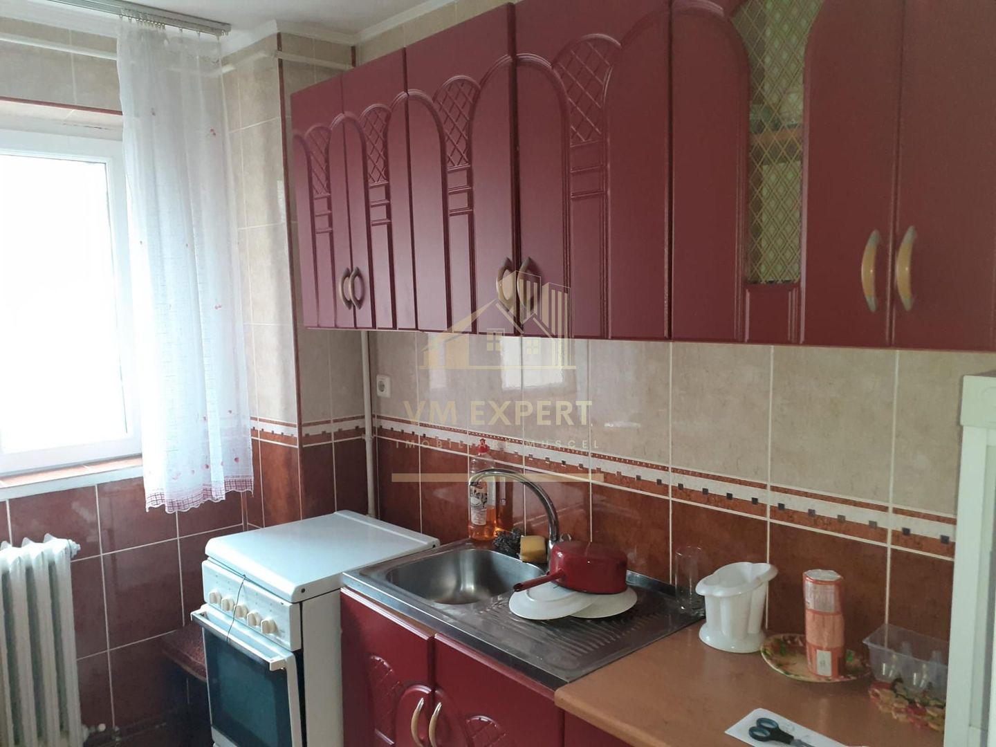 APARTAMENT 3 CAMERE, ETAJ 3, CAMPULUNG, TURN - Poză 8