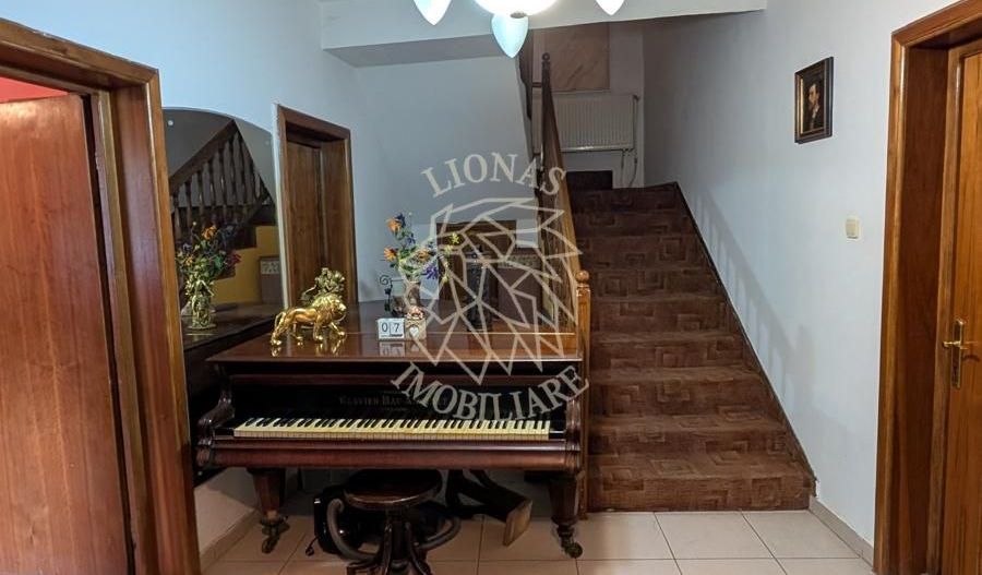 Casa/vila 288 mp-pretabil Hotel Botique-Zona Parc- ideal investitie - Poză 2