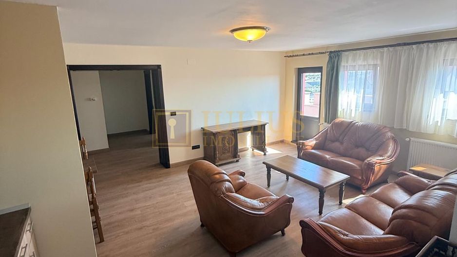 Mosnita Noua-Castel Royal| 2 camere| stil bavarez din lemn si piatra naturala - Poză 6